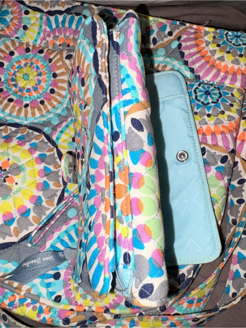 Vera Bradley Sunny Medallion Triple Hipster and Wallet Set - Picture 7 of 16
